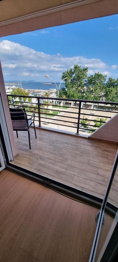 Amazing Sea View Apartment In The City Center! Александруполис Екстериор снимка